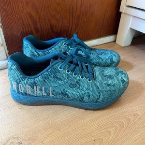 Nobull trainers size 7.5 - hardly worn